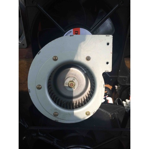 QUAT SOM LY TAM NHO 220V
